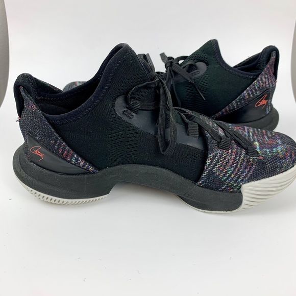 UNDER ARMOUR SC Steph Curry Black Multicolored Casual Sneakers Sz 3.5 Basketball - Picture 1 of 8